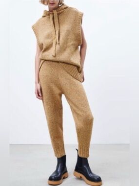 ZARA Camel Brown Speckled Knit Joggers - Size S